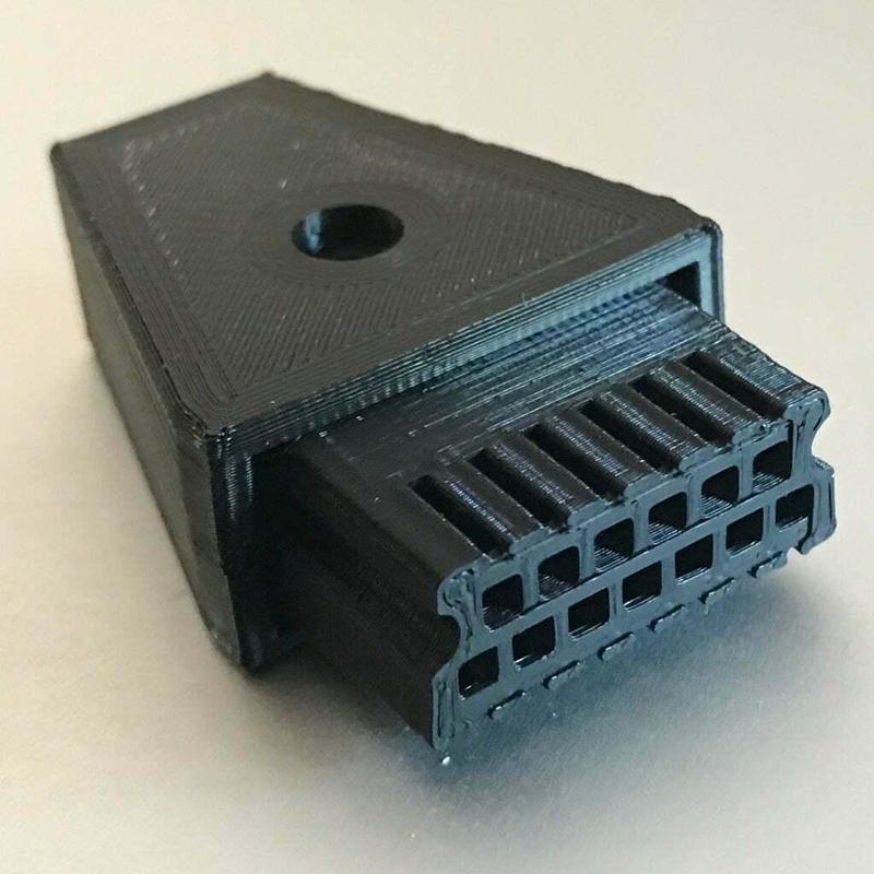 SIO Plug for 400/800/XL/XE Atari 8-Bit Computers, PLA Sized
