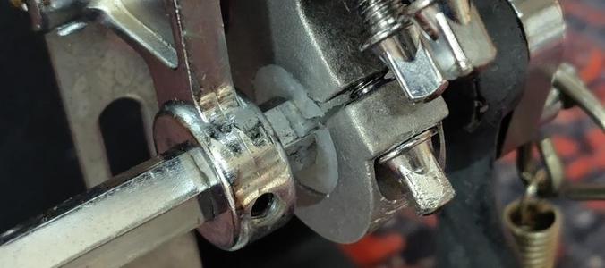 Drum pedal beater holder shaft connector. Fits millenium pro pedals and more.