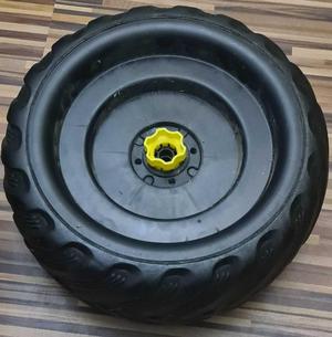 Wheel adapters for children's electric cars
