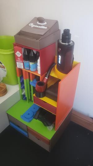 ELECTRONIC CIGARETTE STORAGE CABINET