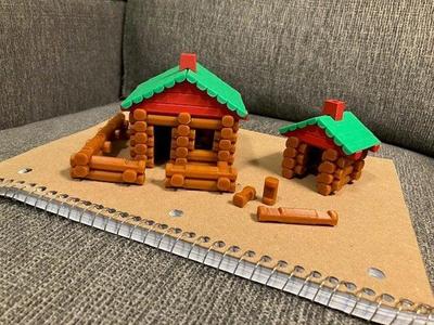 Tiny log house lincoln logs