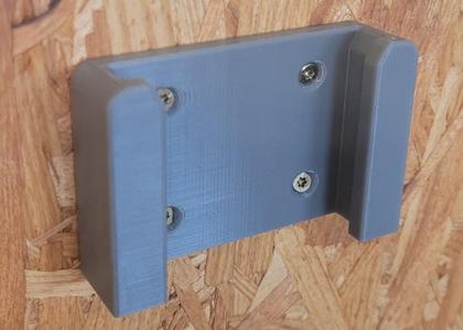 Makita 18V Wall Mount