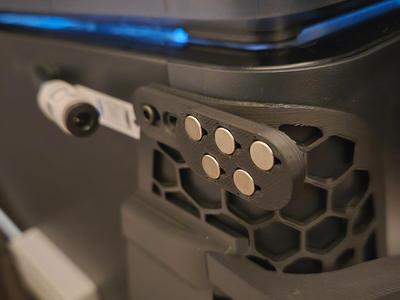Four-Way Splitter Side Spool Mount