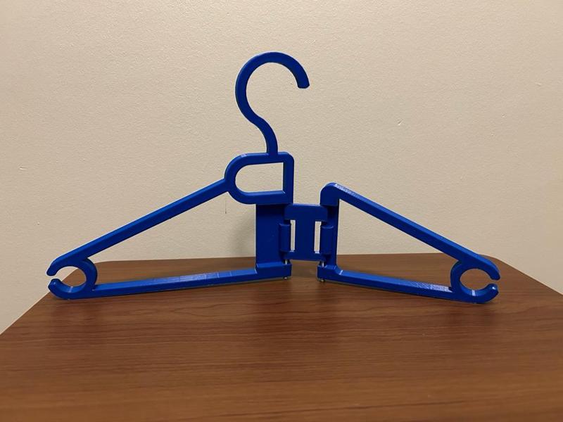 foldable coat hanger