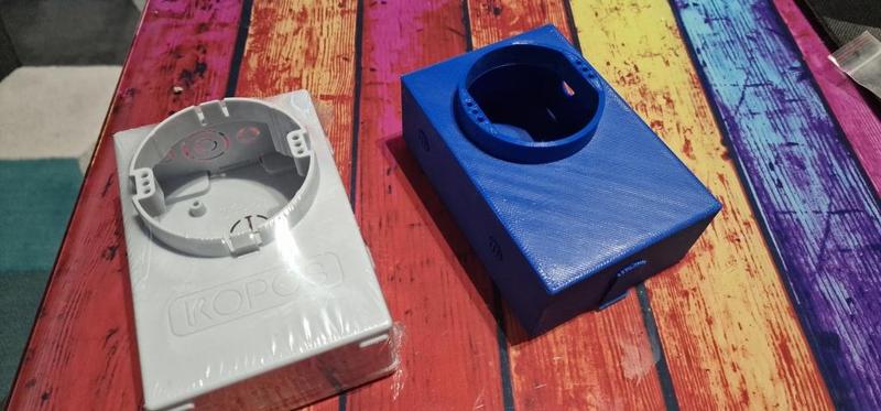 flush-mounted electronics wall box - puszka podtynkowa do elektroniki