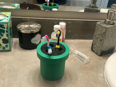 Mario Pipe Toothbrush holder 