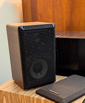 Realistic Minimus 7W speaker grill