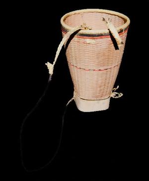 [134]- giỏ đựng - Ê đê