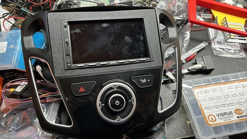 7in to 9in double DIN adapter