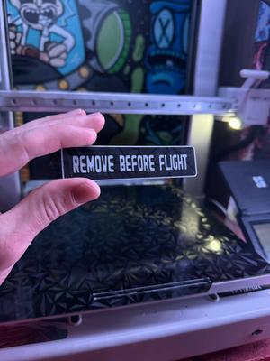 '' Remove Before Flight " Car Keychain 