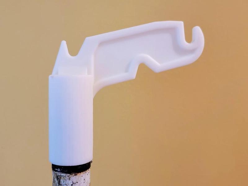 Christmas Light Hanger for broom or painter pole