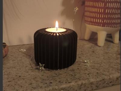 Minimalistic Ribbed Tealight Stand 