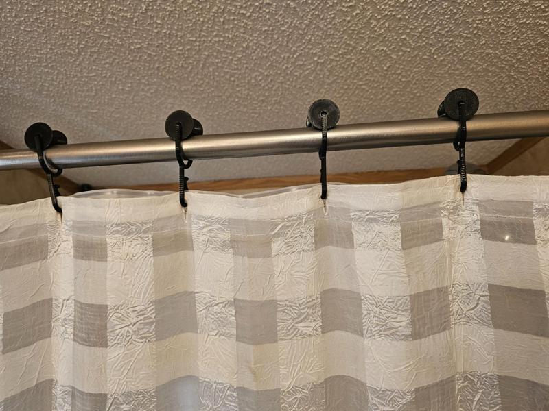 curtain rod roller hook