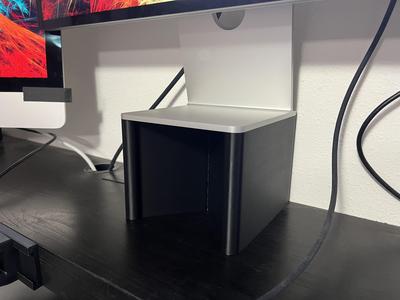 Apple Studio Display Riser Stand