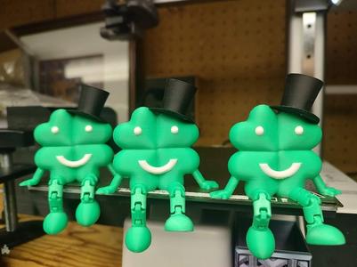 Clover with Flexi Legs and Hat for St. Patrick's Day
