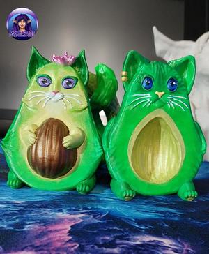 AvoCatos