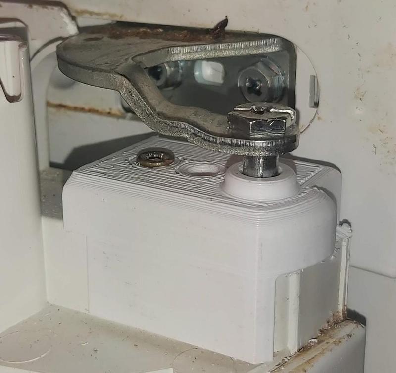 Indesit Fridge Top Hinge 