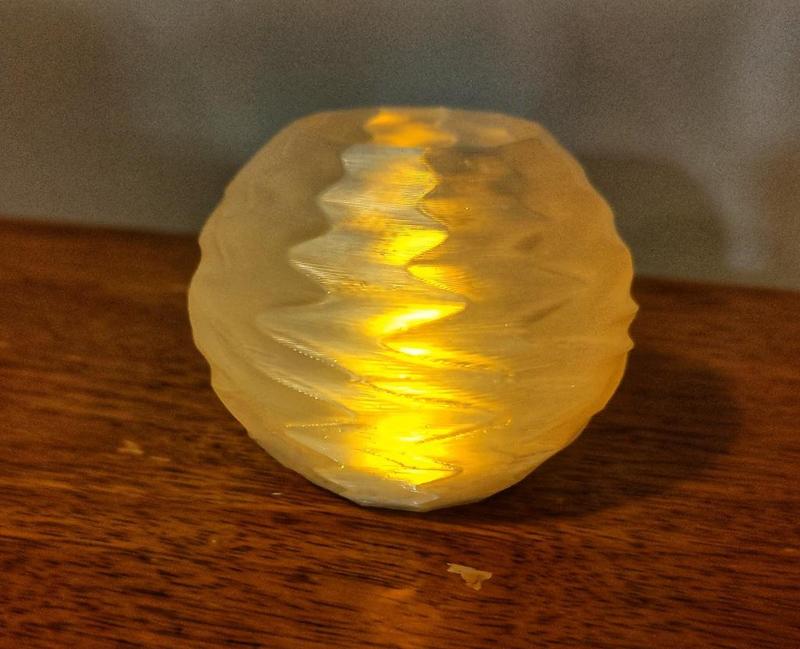 Wavy tealight bowl