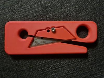 Seatbelt Cutter