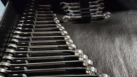 Marked Modular Magnetic Wrench Holders