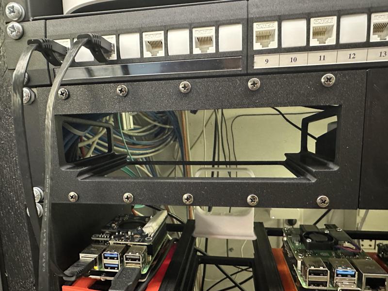 ITX Modular for Vertical support on Rack 2U