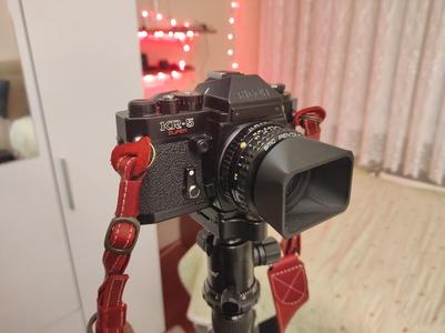 SMC PENTAX-A 50mm f1.7 Square Lens Hood