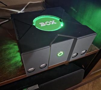 X Cube