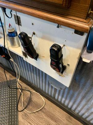 Z-Clipper/TPOB hanger