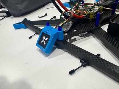 AOS 7 V5 25x25 GPS Mount