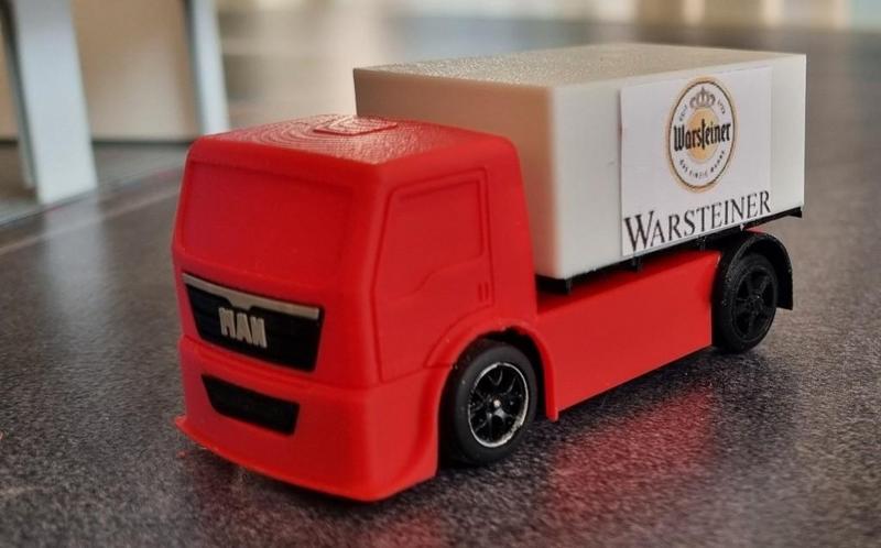 Carrera Hybrid Racetruck Diabolo Kofferaufbau