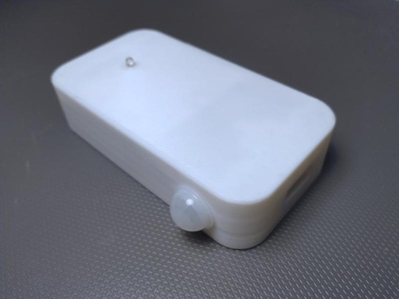 Motion-sensing USB light controller (customizable)