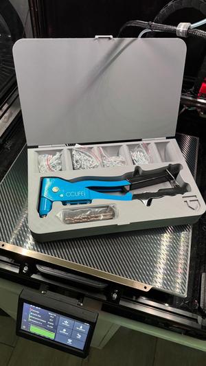 Riveting pliers - Riveting gun - Nietpistole - Nietzange Box