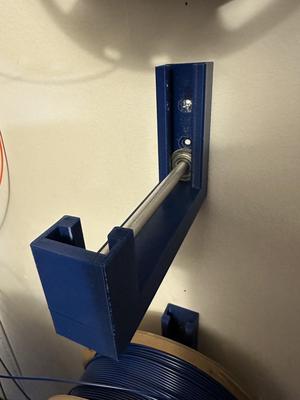 Filament Wall Hanger
