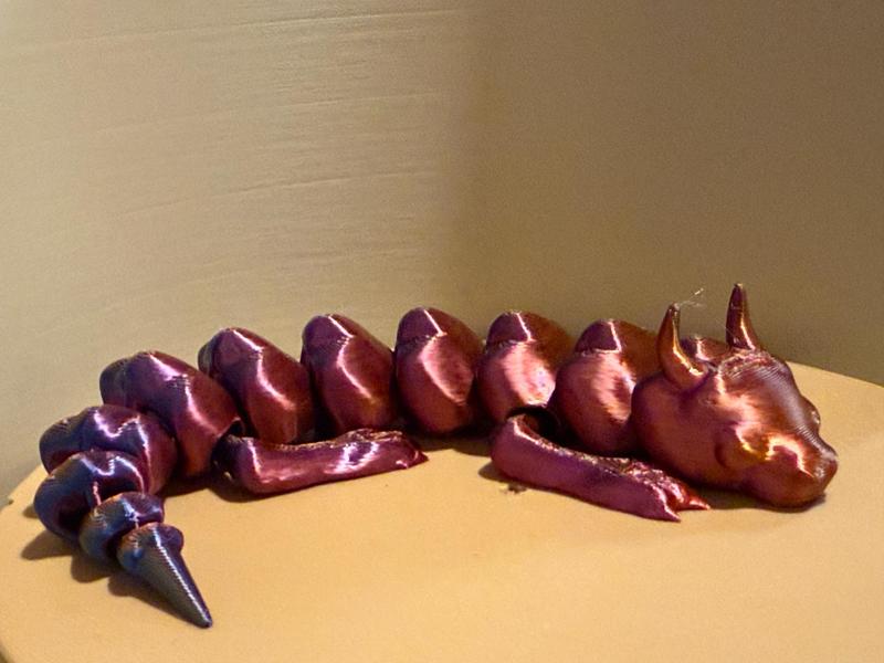 Small Articulated Dragon Fidget Toy