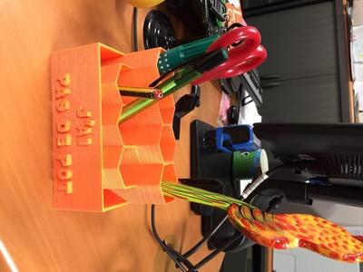 pencil holder - pot a crayons :  j'ai pas de pot 