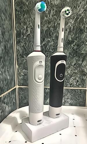 ORAL-B HOLDER