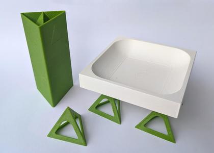 Painters pyramid w. holder