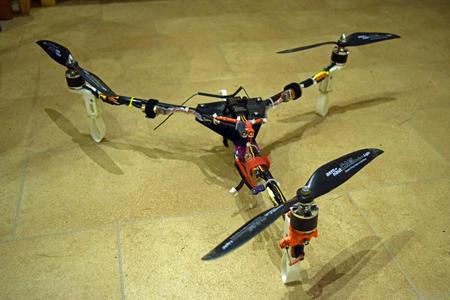 160503_Tricopter-01
