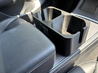 Tesla Cup Holder Mason Jar and Yeti water bottle