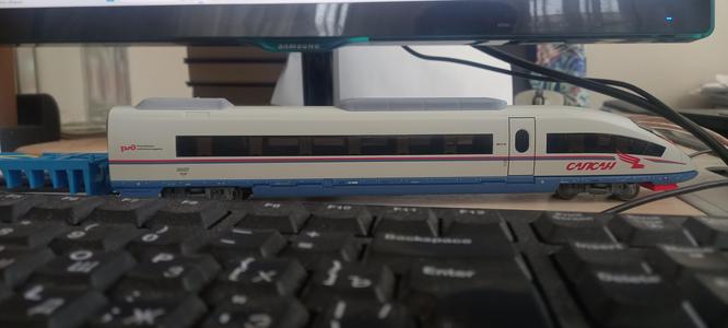 Velaro Rus (Sapsan) Roof Equipment (Vent Hoods) in H0 Scale (1/87) adopted for Piko Model