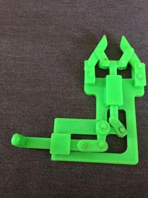 Claw with bell crank