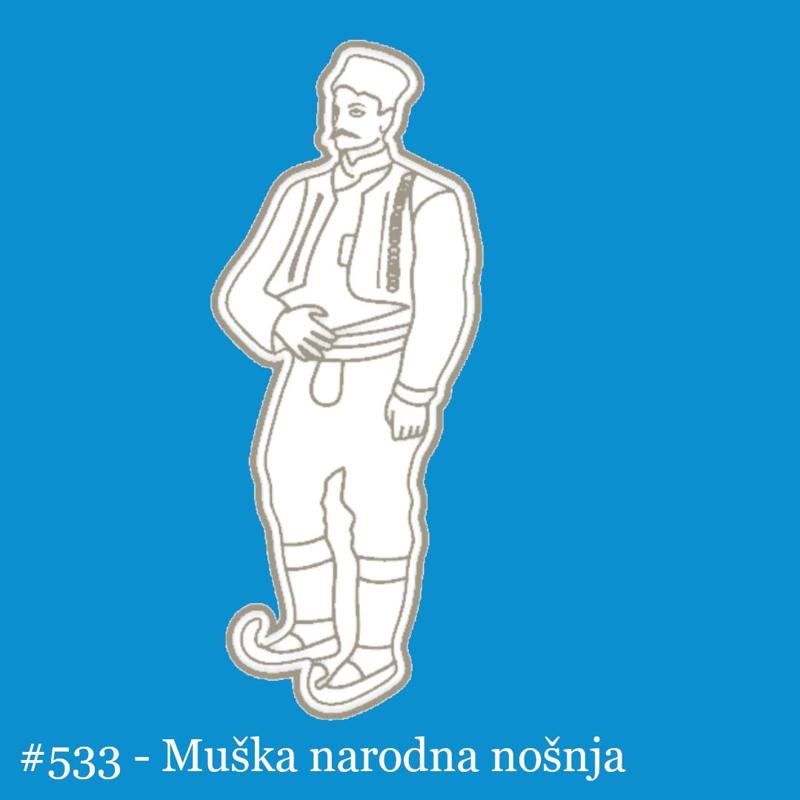 Čovek u narodnoj nošnji modla za kolače