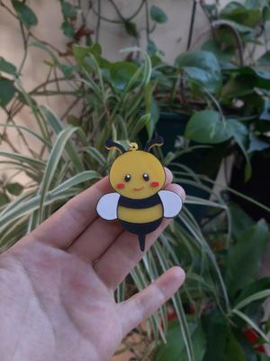 Animated Bee Keychain (FREE)