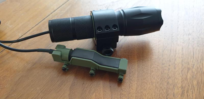 Picatinny cheap chinese pressure switch and cable mount