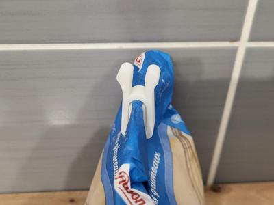 Bag clip