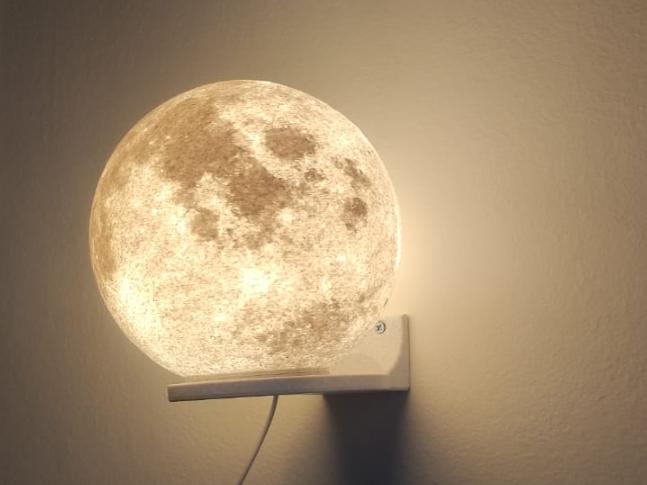 WALL MOUNT FOR MOON LAMP