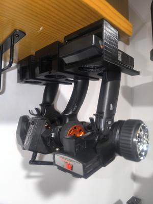 VERTICAL-HORIZONTAL SUPPORT FOR RC CAR CONTROLS