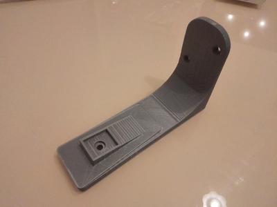 Wall mount bracket for Creative GigaWorks T40 Series II