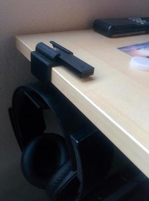 Headset Hanger w/ bluetooth adapter slot