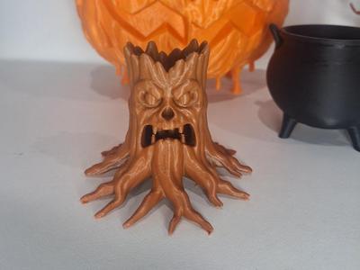 Small Halloween Tree